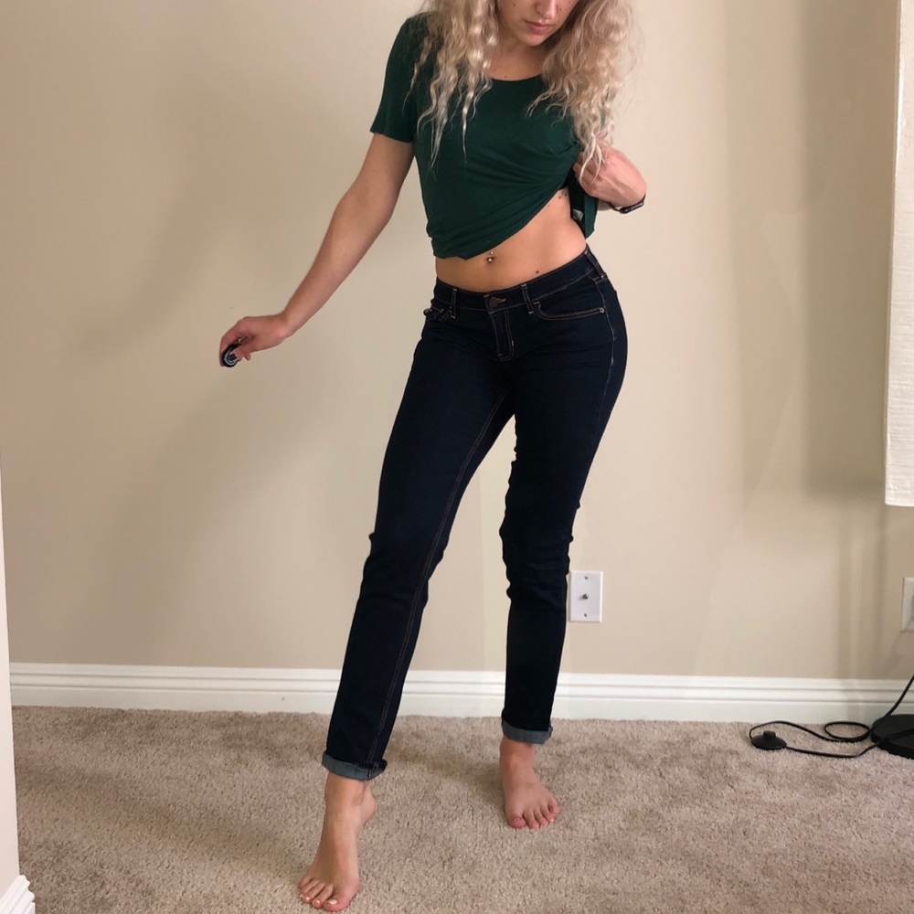 NWOT Hollister 7R skinny dark wash jeans